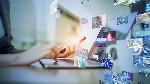 顧客向け動画配信（製品サポート/ナレッジ）